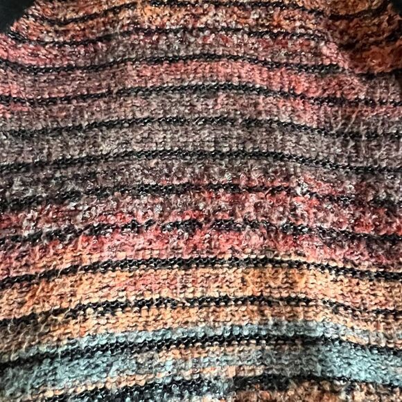 Ombré unique knit Women's Sweater - Picture 3 of 9